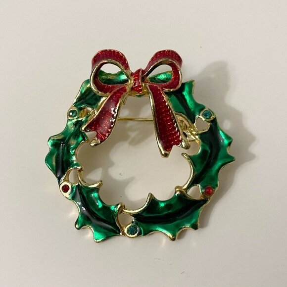 Vintage Christmas Holly Wreath Brooch Pin - Picture 12 of 15
